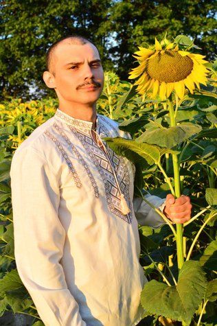 Сорочка чоловіча "Драгомир" вершкова з коричневим