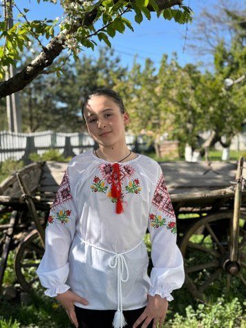Ромби червоні - сорочка для дівчинки  4334-110 фото
